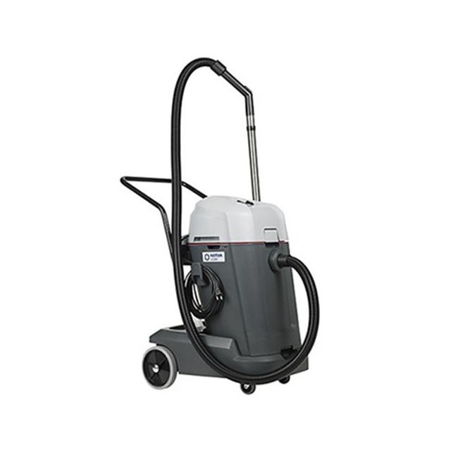 Nilfisk VL500 55-2 BDF wet and dry vacuum cleaner - Pesumati